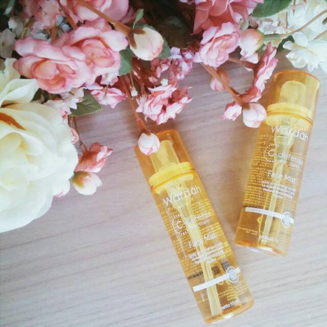 wardah c defense face mist 55ml wardah c defense face mist 55ml